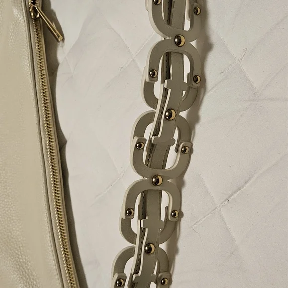 NWT Sam Edelman Bay Large Chainlink Hobo Pebble Leather Bag: Cream/Gold - Picture 10 of 15